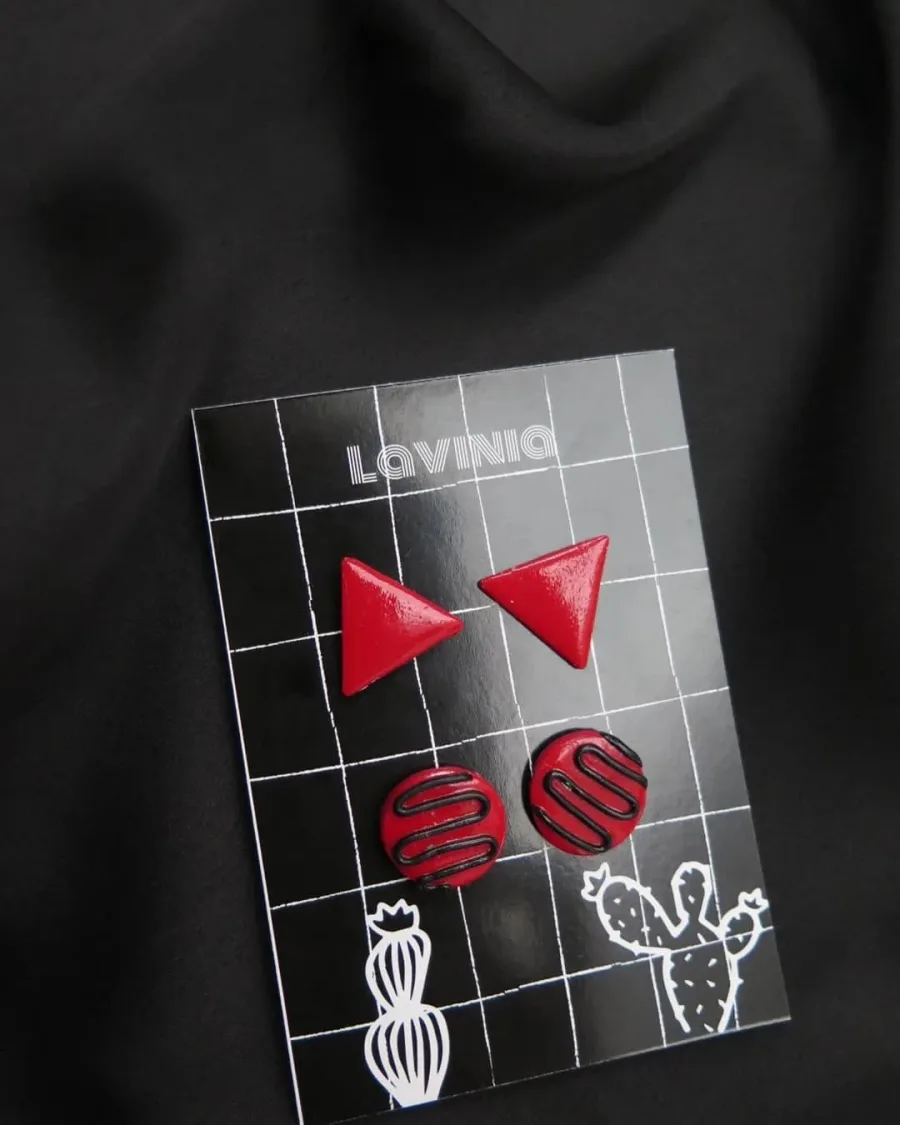 li Kırmızı Küpe Seti- Geometrik — Lavinia Clay Design el yapımı tasarım