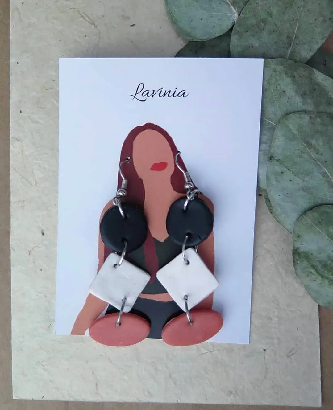 Sallantılı Küpe — Lavinia Clay Design el yapımı tasarım