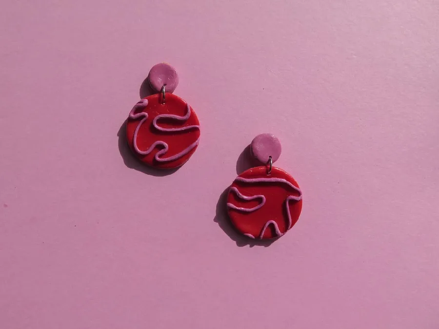 Yaza uygun rengiyle Corde Kırmızı Pembe Küpe Çifti